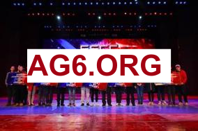 XUN螳螂野区突然发难 VIPER炸弹人越塔强杀剑魔